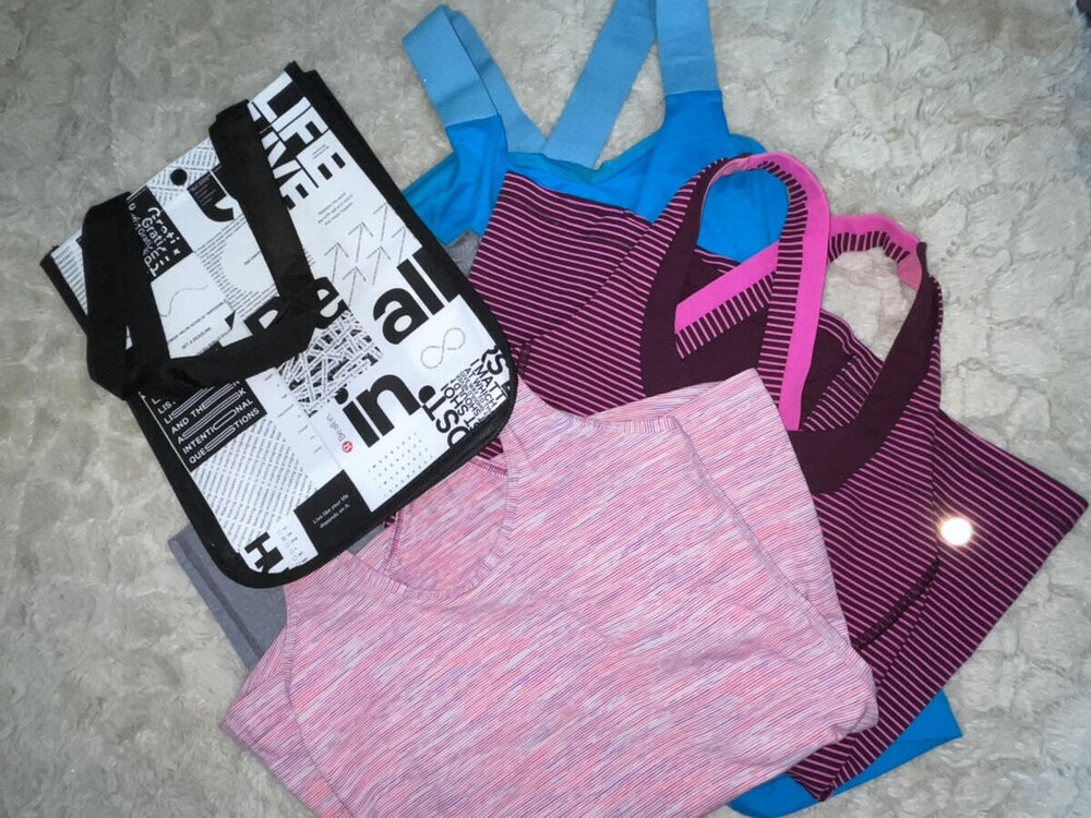 Womens Lululemon 5Pc Tank Top Lot Bundle Racerback sz 4 W/Bag